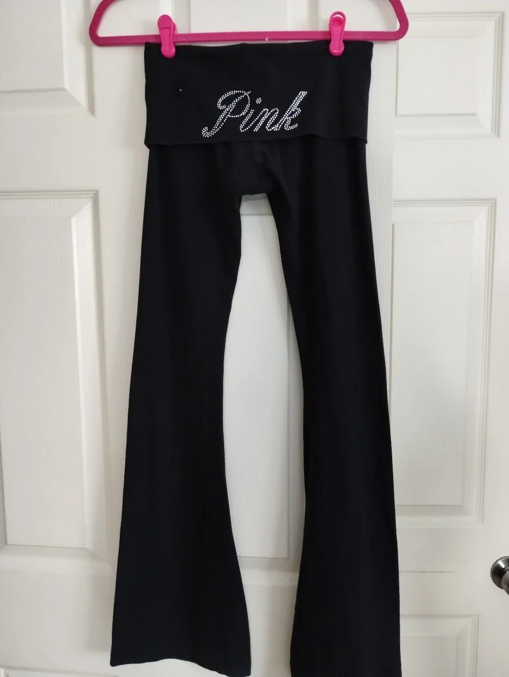 PINK Victorias Secret Rhinestone Logo Fold-Over Waist Yoga Pants - Black XS